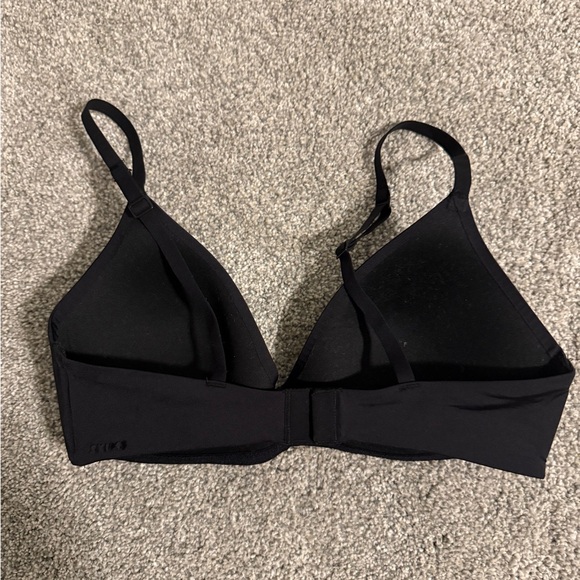 Skims Bra - Picture 2 of 3